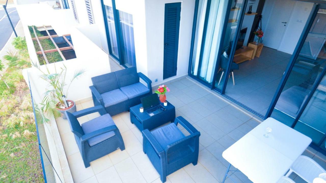 Azuri Resort -Sea View & Golf Luxury Apartment Roches Noires ภายนอก รูปภาพ